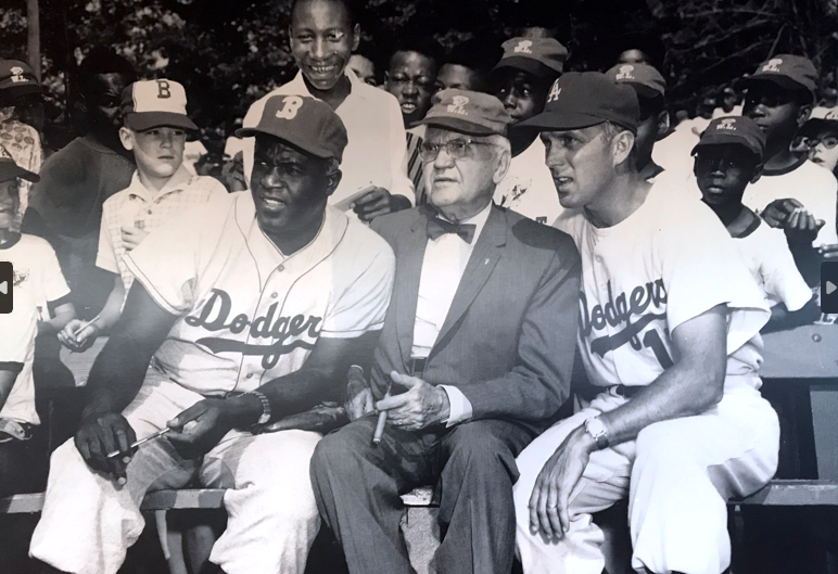 Jackie Robinson (left) and Carl Erskine (right)